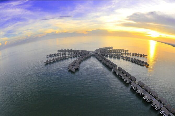 AVANI Sepang Goldcoast Resort Hotel TO Kuala Lumpur Hotel Door to Door Transfer - The English-Speaking Chauffeur and the Luggage Rules