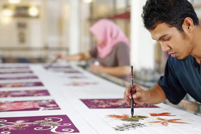 Batu Cave & Royal Selangor Pewter and Batik Visit - Batu Caves, Pewter, and Batik: Why This Half-Day Combo Works in Kuala Lumpur