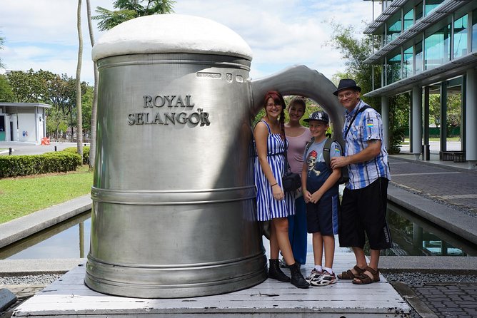 Batu Caves, Royal Selangor Pewter and Batik Factory Tour - Who should book this Batu Caves, pewter, and batik tour