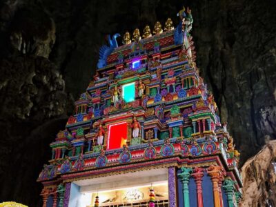 Best of Kuala Lumpur Tour with KL Tower & Batu Caves