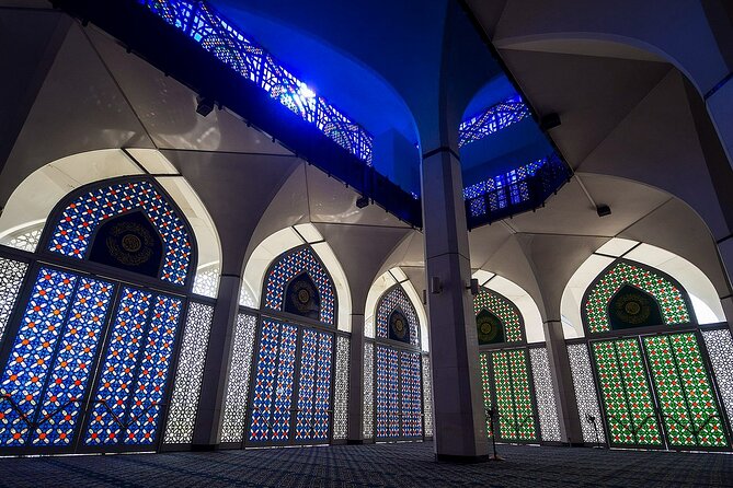 Blue Mosque And Batu Caves Private Tour from Kuala Lumpur - How long to expect at each stop