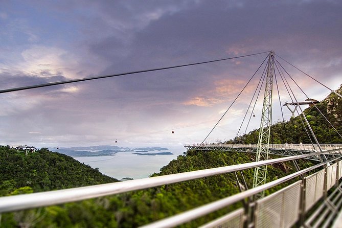 Cable Car and Oriental Village from Langkawi - Stop 1: Panorama Langkawi SkyCab and the base-station feel