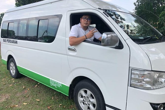 ~Chauffeur: Johor Bahru to Singapore Van Transfer - Key Highlights You’ll Care About