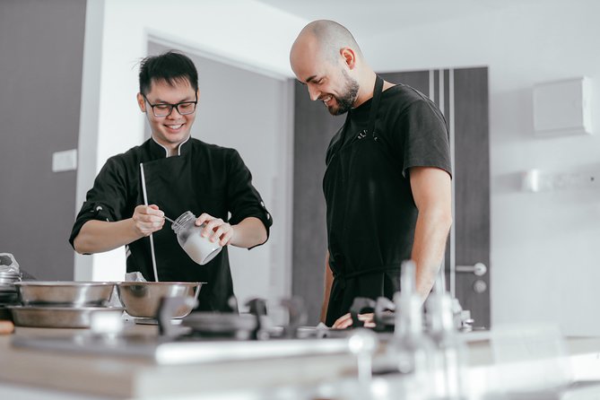 Chef Samuel's Private Malaysian Cooking Class with Wet Market Tour - Key highlights at a glance