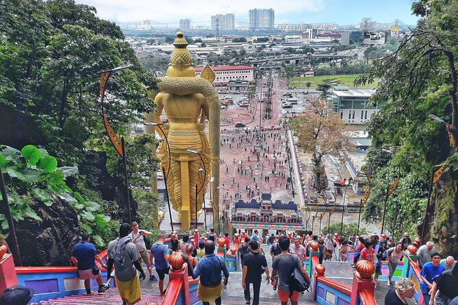 Colmar Tropicale and Batu Caves Day Trip (SIC - Join In Tour) - What to wear and pack for a smooth day (especially for Batu Caves)