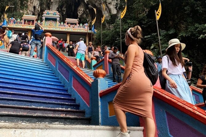 Countryside Tour Waterfall, Hot Springs & Batu Caves With Lunch - East Coast Batik Chong, a Quick Look at Malaysian Textile Art