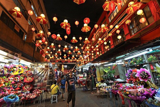 Culinary Journey Through Chinatown with All Type of Delicacies - Teh tarik and roti canai at an Indian Muslim spot