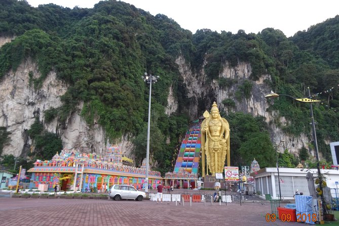 Day Tour Kuala Lumpur City, Batu Caves, Little India, Chinatown - Batu Caves: 272 steps, Hindu shrines, and the morning rhythm