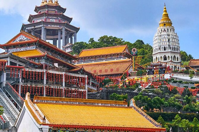 Discover Penang: City Highlights, Kek Lok Si Temple & Penang Hill - Dhammikarama Burmese Temple: a second faith stop with different character
