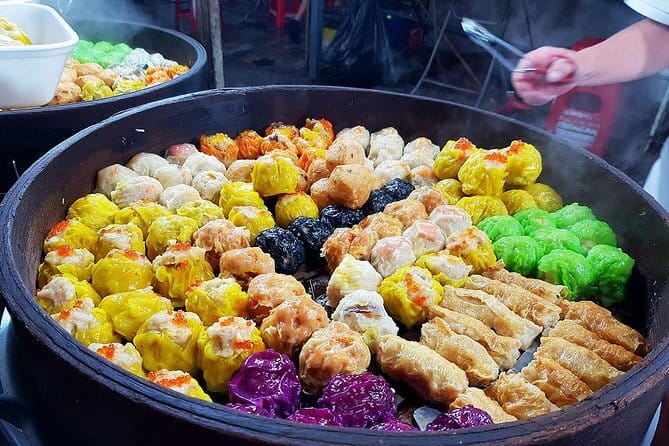 Eat Like a Local in Kuala Lumpur - The guide factor: Kelvin and Azly’s KL food context
