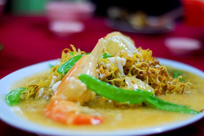 Eat Like a Local: Kuala Lumpur Hawker Center and Street Food Tour by Night - What You’ll Eat: Malaysia’s Cross-Section in One Evening
