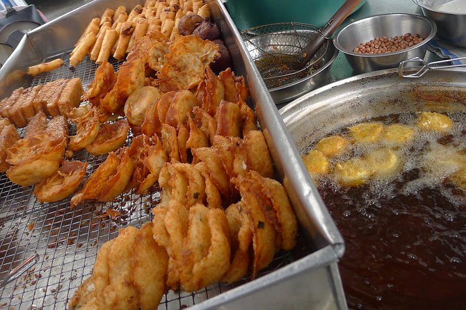 Eat Like A Local: Penang Street Food Tour - Stop 5: Little India desserts and spices to close the night