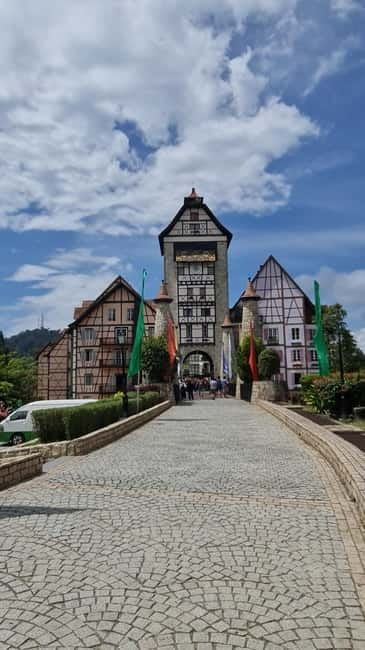 From Kuala Lumpur: Bukit Tinggi Private Day Trip - Private driver flexibility, and why guide quality matters