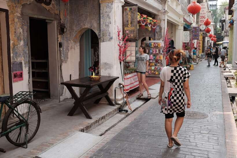 From Kuala Lumpur: Full-Day Tour to Ipoh - White coffee and the Malay food trail through local lanes