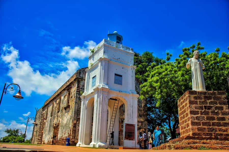 From Kuala Lumpur: Historical Melaka Day Tour with Lunch - A’Famosa and Porta de Santiago, the Portuguese start point