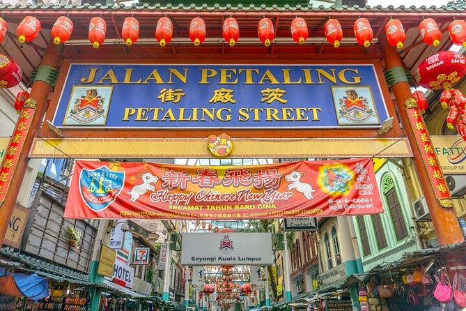 Full Day Kuala Lumpur City Tour with Petronas Twin Tower Tickets - Petronas Twin Towers and the 88th-floor Skybridge view
