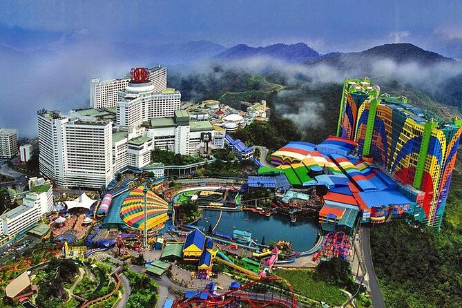 Genting Highlands Fun Day Trip from Kuala Lumpur - The Awana SkyWay cable car ride and Chin Swee Caves Temple stop