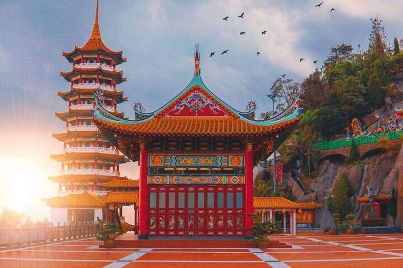 Genting Highlands Private Day Trip with Batu Caves - A Cool Escape Above Kuala Lumpur in a Single Private Day