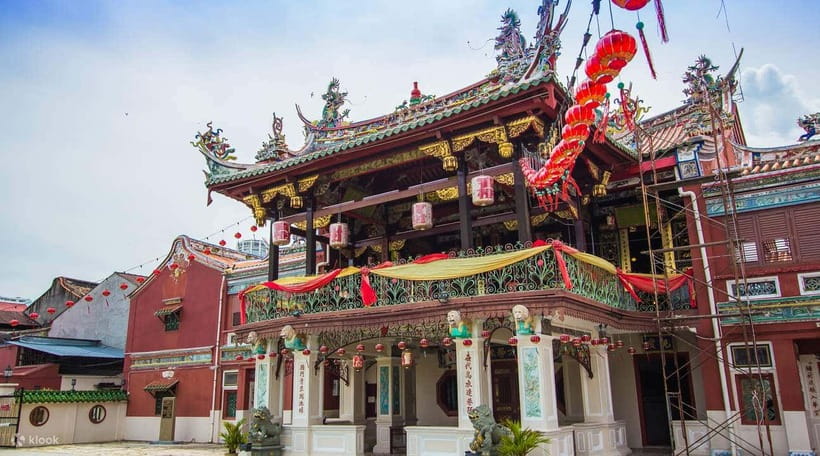 George Town: 5-Hour Penang Island City Tour - Dharmikarama Burmese Temple: a second view of Malaysia’s tallest Buddha focus