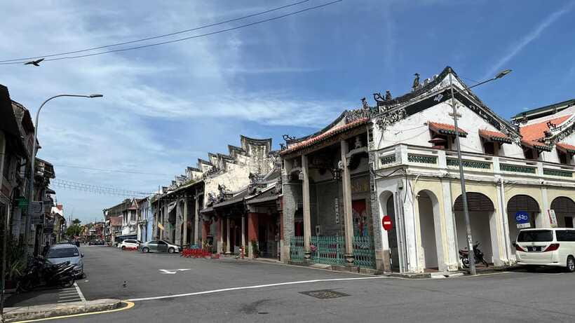 George Town: Heritage Walking Tour with Street Food Tasting - Who this tour fits best, and who should rethink it