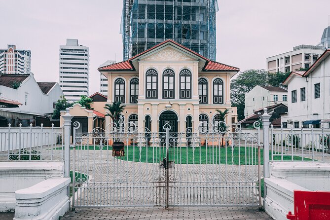 Georgetown And Penang City Highlights Half Day Tour - Penang Little India and Kapitan Keling Mosque: two cultures, two quick stops