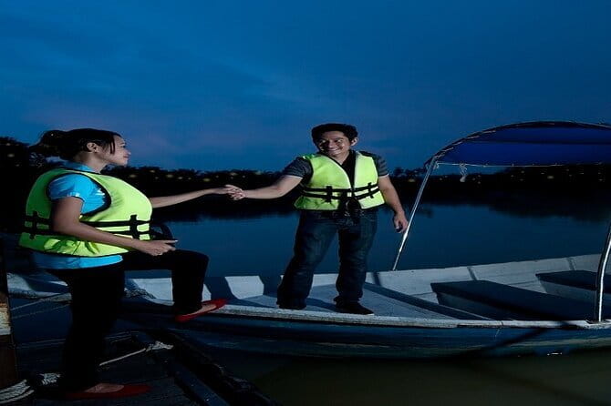 Group Tour: Kuala Selangor Firefly Blinking's including Dinner - The Included Seafood Dinner: What You Get and What You Don’t