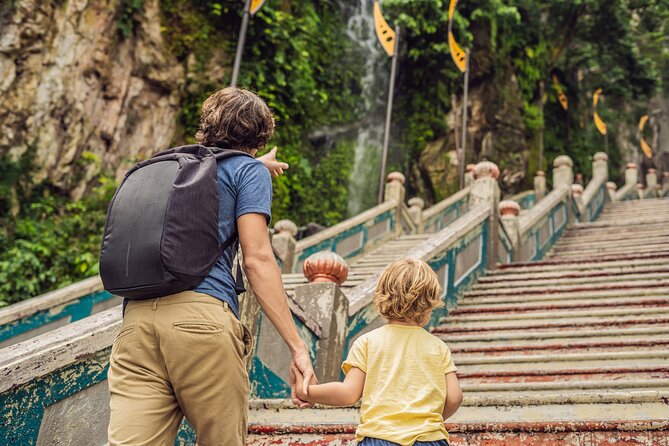 Half Day Cultural And Batu Caves Tour in Kuala Lumpur - Thean Hou Temple on Robson Heights: a 6-tier pagoda stop