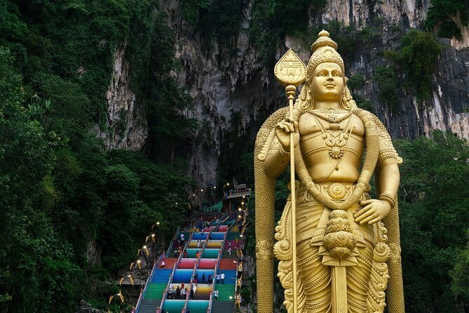 Half Day Cultural And Heritage Walking Tour in Kuala Lumpur - Chinatown and Petaling Street: Stop 6 for Food Atmosphere and Shopping Stops