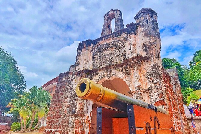 Historical Malacca Day Tour from Kuala Lumpur (Private Tour) - Jonker Street: where your feet do the souvenir shopping