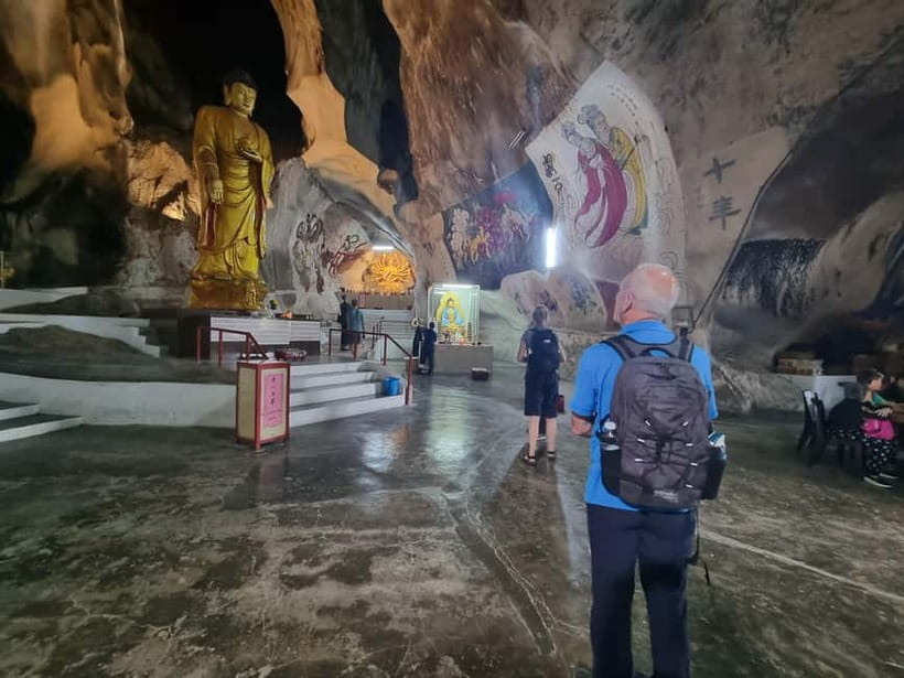 Ipoh Cave Temples Tours - Fazly’s guiding style: funny, flexible, and great with questions