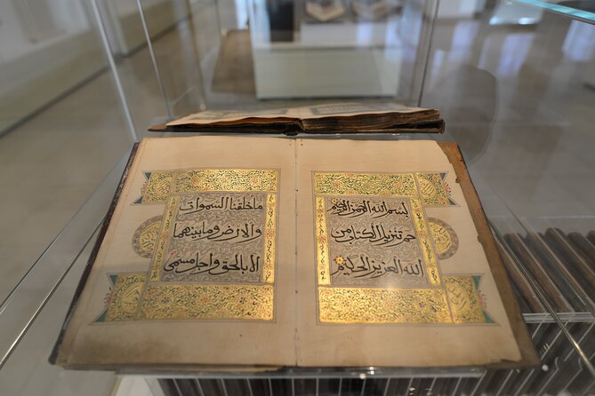 Islamic Arts Museum Admission with Kuala Lumpur Famous Landmarks - Tugu Negara and Merdeka Square: the memorial core of Kuala Lumpur
