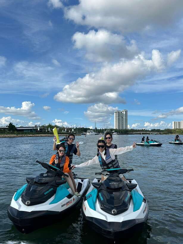 Johor Bahru : Seadoo JetSki 30mins Self Ride Tour (Double) - Self-ride on SEA-DOO: what you control and what you don’t