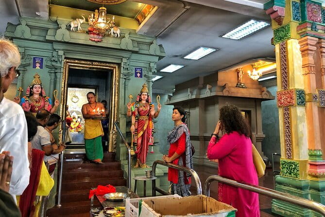 KL Cultural & Heritage Day Tour (SIC - Join In Tour) - Chan See Shu Yuen Clan House: A First Look at Old KL Streets