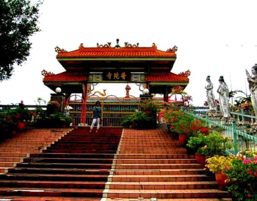 Kota Kinabalu City Tour: Culture & Heritage tour with Lunch - Gaya Street and Australia Lane: the souvenir hunt with better context