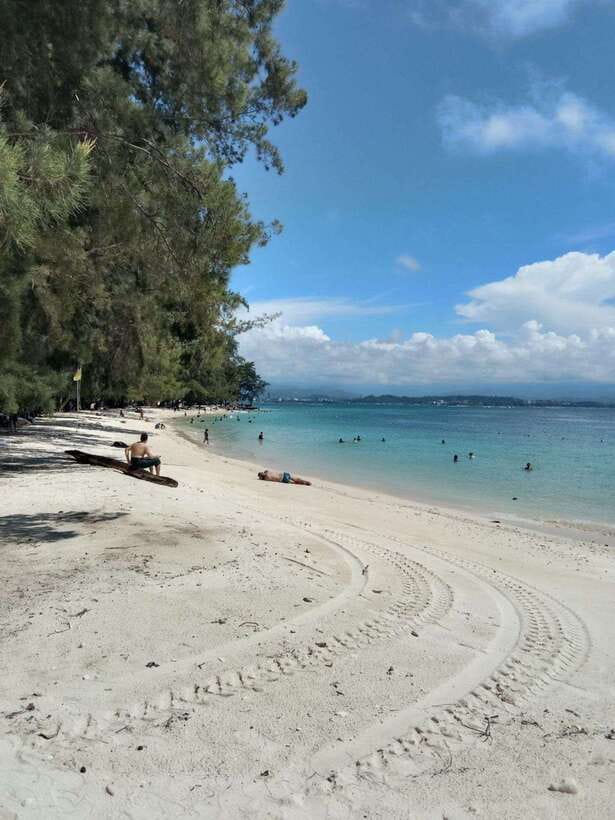 Kota Kinabalu: Manukan & Sapi Islands Snorkeling with Lunch - Key Points at a Glance