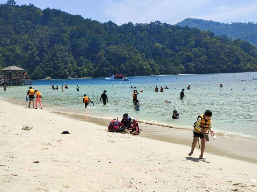 Kota Kinabalu: Twin Island Day Trip Tour ( Sapi & Manukan ) - Speed, group size, and guidance, what to watch for day to day
