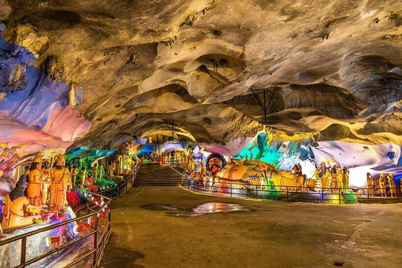 Kuala Lumpur : Batu Caves Private Tour - Ramayana Cave: More Than Just Another Room in the Rock
