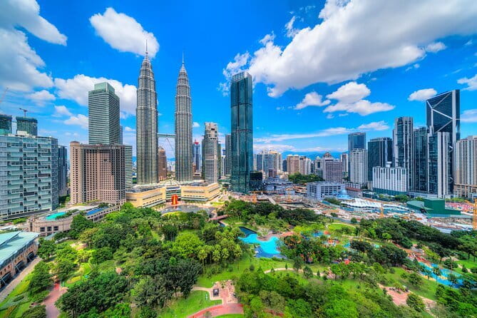 Kuala Lumpur Best Food Tour With A Guide - Stop 2: Central Market Kuala Lumpur for Malay, Chinese, and Indian bites