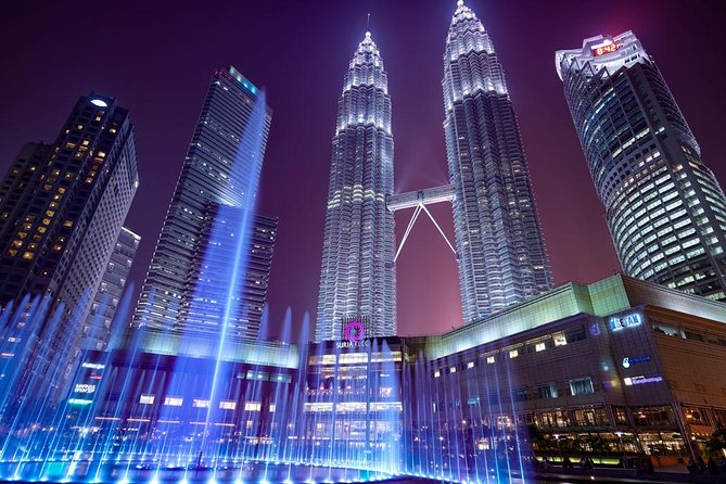 Kuala Lumpur by Night: Cultural Sights, City Lights & Local Vibes - Thean Hou Temple: big architecture, great city angles