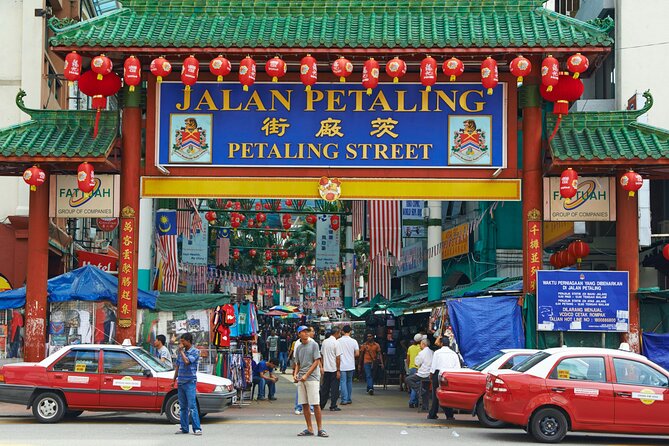 Kuala Lumpur City & Batu Caves Temple Private Tour - Petronas Twin Towers: seeing the skyline icon with included entry