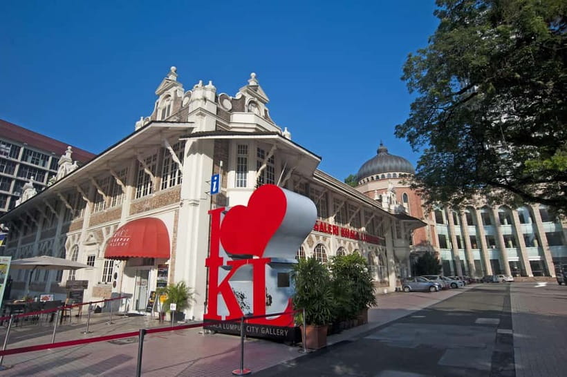 Kuala Lumpur: City Highlights, Batu Caves, and Malacca Tour - Kuala Lumpur and Malacca in one day: why the 12-hour flow makes sense