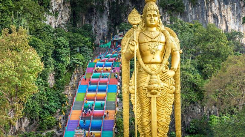 Kuala Lumpur: City Sights, Batu Caves and Fireflies Day Trip - The KL morning route: Istana Negara, National Mosque, and KL’s old bones