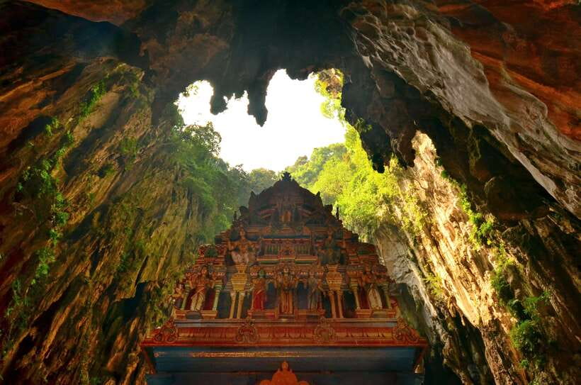 Kuala Lumpur: City Tour & Batu Caves Combo - Batu Caves: Dress Code, 272 Steps, and That Viewpoint