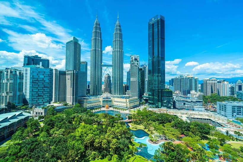 Kuala Lumpur: City Tour, KL Tower Ticket & Putrajaya w/ Boat - Guided KL City Sights: Petronas to Merdeka Square