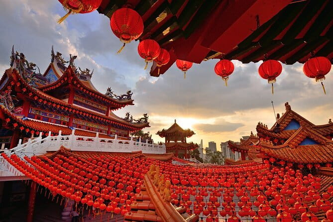 Kuala Lumpur City Tour with 21 Attraction (Private) - Thean Hou Temple on Robson Hill: a calm start before the crowds