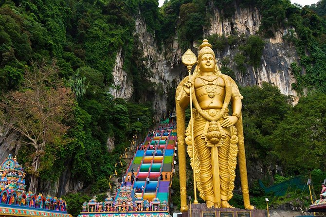 Kuala Lumpur Cruise Excursions from Port Klang - Merdeka Square and Istana Negara: independence and the Malaysian monarchy system