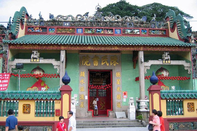 Kuala Lumpur Cultural & Heritage Most Iconic Locations - Chinatown Pre-War Streets, Sri Maha Mariamman Temple, and Sze Yeh Temple