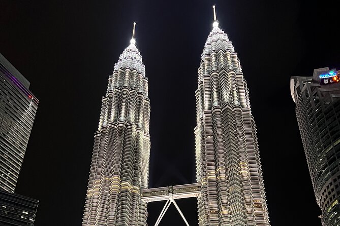 Kuala Lumpur Customizable Tour - Petronas Twin Towers and KL Tower: skyline time without the stress