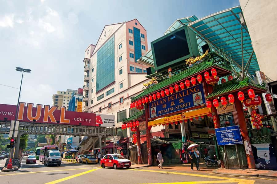 Kuala Lumpur: Evening Tour with Kuala Lumpur Tower Tickets - Key things that make this evening tour worth it