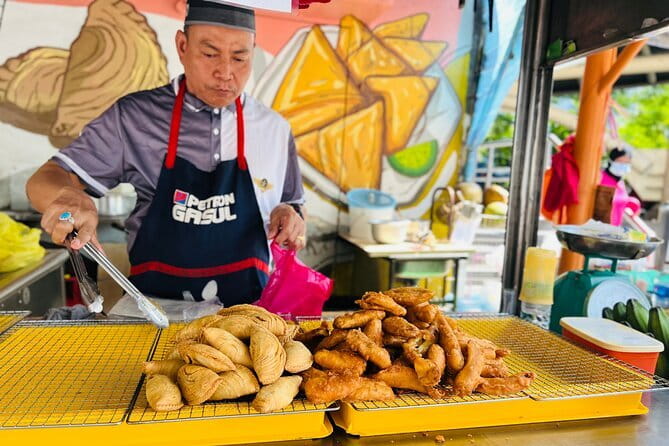 Kuala Lumpur Food Tour with 12+ Authentic Dishes & Local Secrets - Key highlights you will feel fast